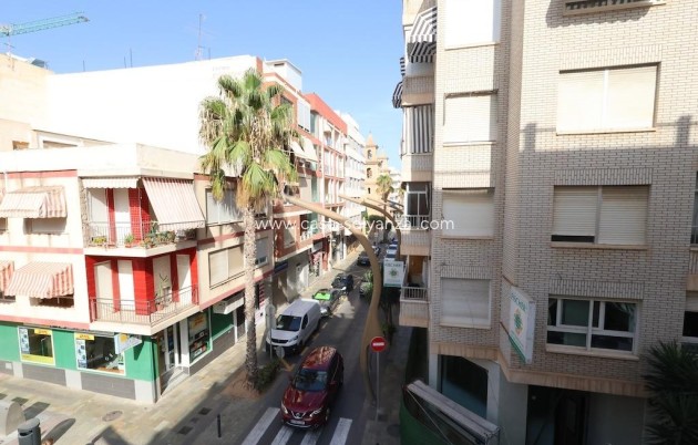 Resale - Apartment / flat - Torrevieja - Costa Blanca