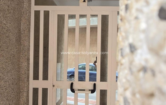 Resale - Apartment / flat - Torrevieja - La Mata