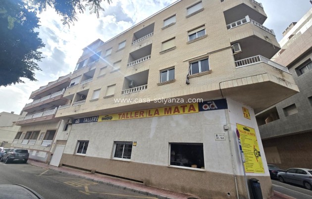 Resale - Apartment / flat - Torrevieja - La Mata