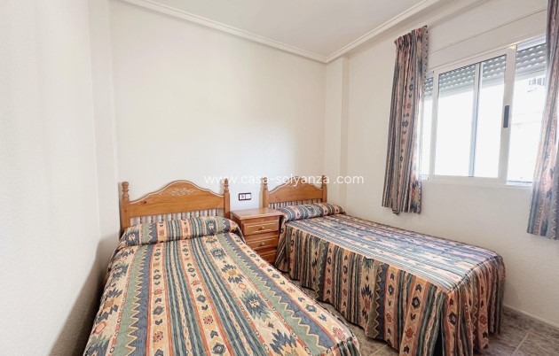 Herverkoop - Appartement / flat - Torrevieja - Playa del Cura