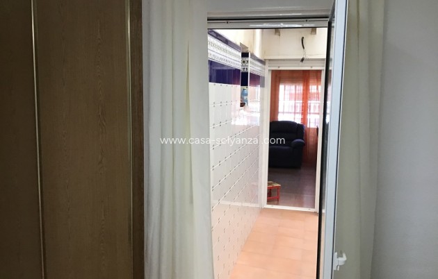 Resale - Apartment / flat - Torrevieja - Costa Blanca