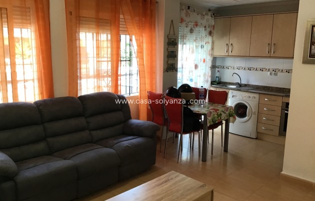 Resale - Apartment / flat - Torrevieja - Costa Blanca