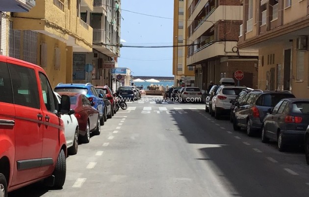 Resale - Apartment / flat - Torrevieja - Costa Blanca