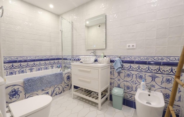 Wiederverkauf - Wohnung - Torrevieja - Torrevieja Centro