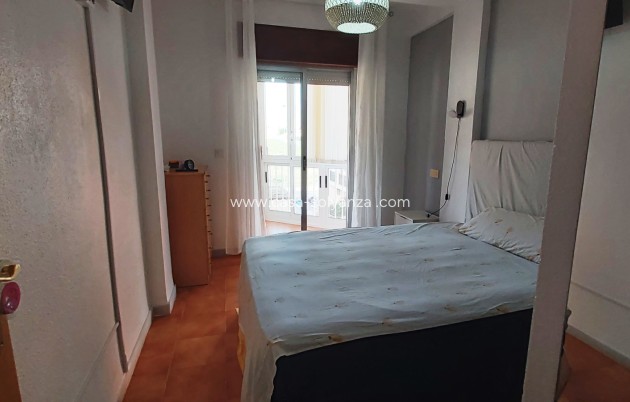 Resale - Apartment / flat - La Mata - Costa Blanca