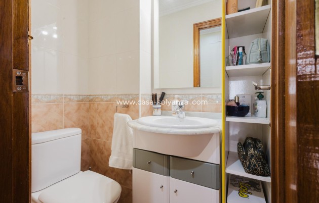 Wiederverkauf - Wohnung - Torrevieja - Torrevieja Centro