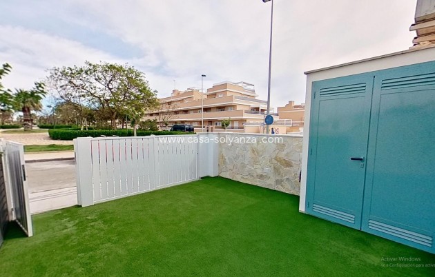 Resale - Bungalow - Pilar de la Horadada - El Mojón