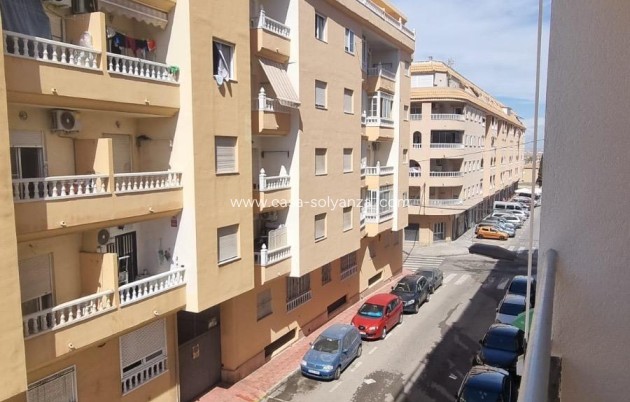 Herverkoop - Appartement / flat - Torrevieja - El Molino