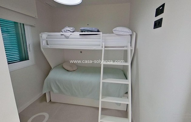Resale - Bungalow - Pilar de la Horadada - El Mojón