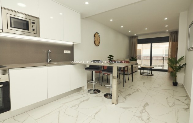 Revente - Appartement - Torrevieja - Torrevieja Centro