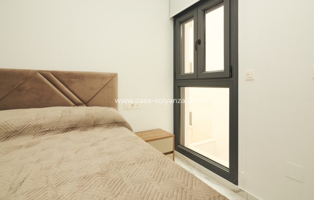 Revente - Appartement - Torrevieja - Torrevieja Centro
