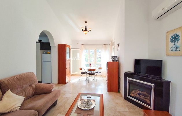 Resale - Villa - Villamartin - Villamartín