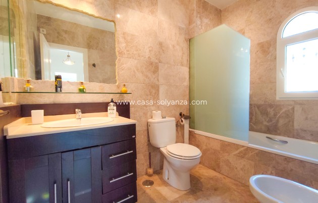 Resale - Villa - Villamartin - Villamartín
