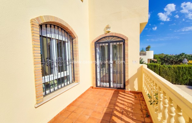 Resale - Villa - Villamartin - Villamartín