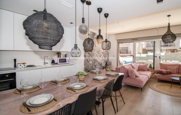 Revente - Villa - Orihuela Costa - Villamartín