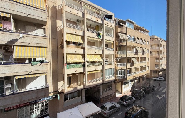 Reventa - Apartamento / piso - Torrevieja - Playa del Cura