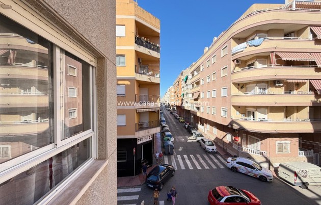 Reventa - Apartamento / piso - Torrevieja - Playa del Cura