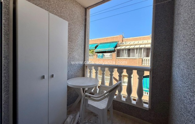 Herverkoop - Appartement / flat - Torrevieja - Playa de los Locos