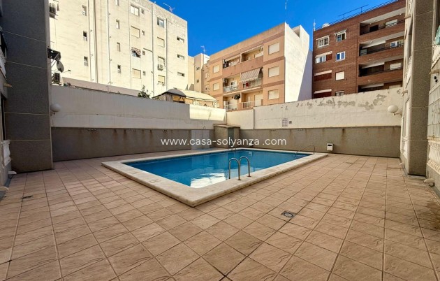 Herverkoop - Appartement / flat - Torrevieja - Playa de los Locos