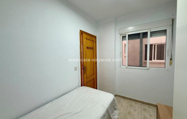 Herverkoop - Appartement / flat - Torrevieja - Playa de los Locos