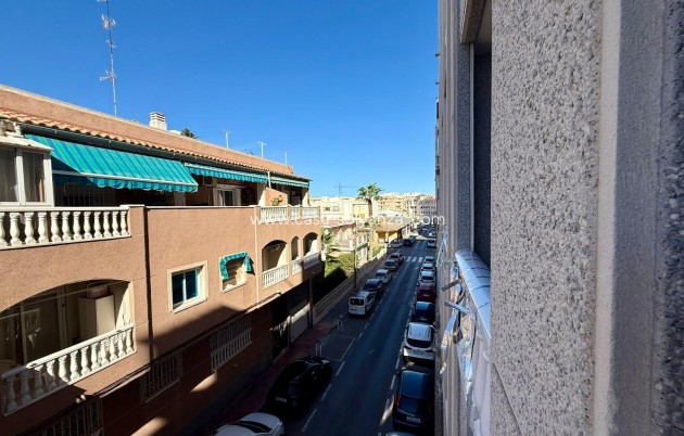 Herverkoop - Appartement / flat - Torrevieja - Playa de los Locos