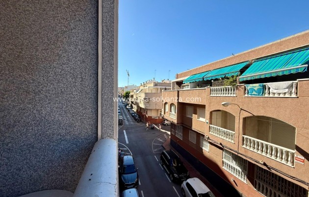 Herverkoop - Appartement / flat - Torrevieja - Playa de los Locos