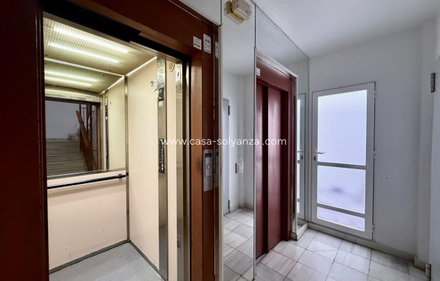 Herverkoop - Appartement / flat - Torrevieja - Playa de los Locos
