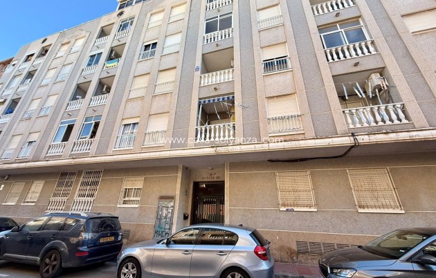 Herverkoop - Appartement / flat - Torrevieja - Playa de los Locos