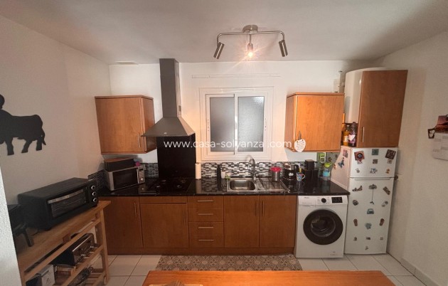 Resale - Apartment / flat - Torrevieja - Costa Blanca