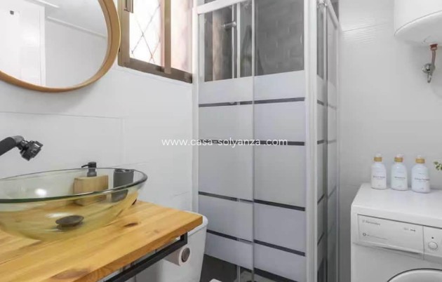Resale - Apartment / flat - Torrevieja - El chaparral