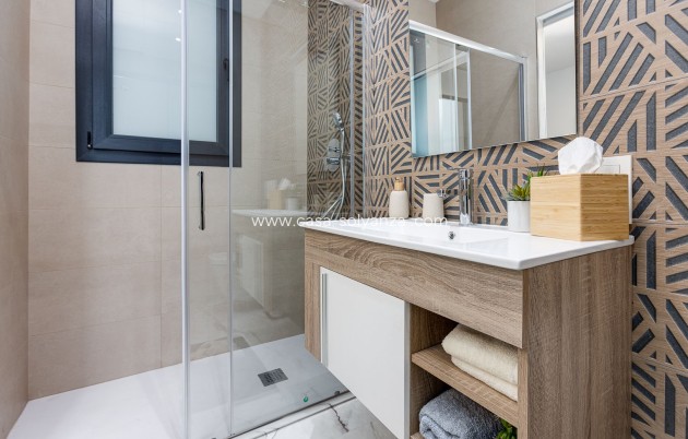 Resale - Apartment / flat - Torrevieja - Habaneras