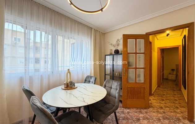 Herverkoop - Appartement / flat - Torrevieja - Center