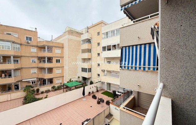 Herverkoop - Appartement / flat - Torrevieja - Center