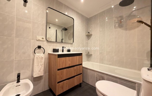 Herverkoop - Appartement / flat - Torrevieja - Center