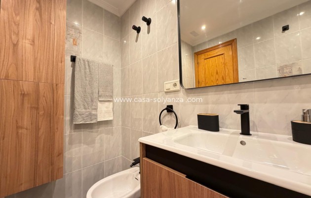 Herverkoop - Appartement / flat - Torrevieja - Center