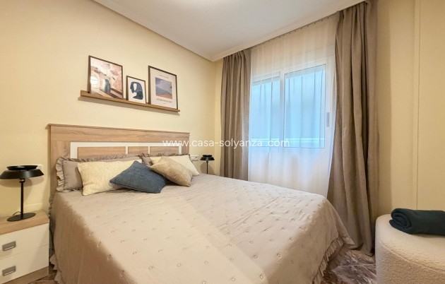 Herverkoop - Appartement / flat - Torrevieja - Center