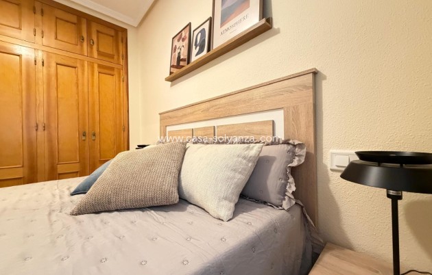 Herverkoop - Appartement / flat - Torrevieja - Center