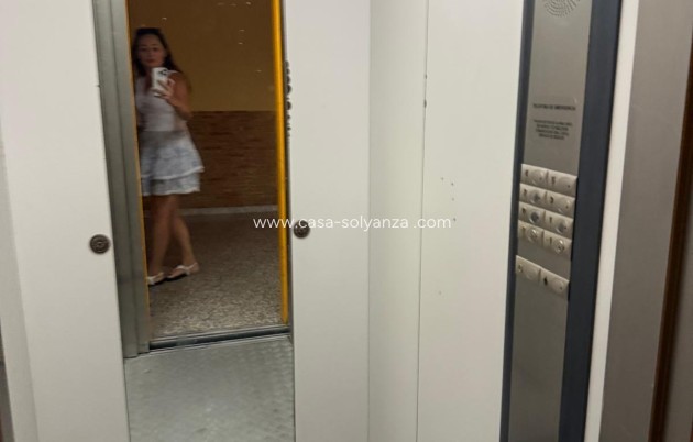 Reventa - Apartamento / piso - Torrevieja - Playa del Cura