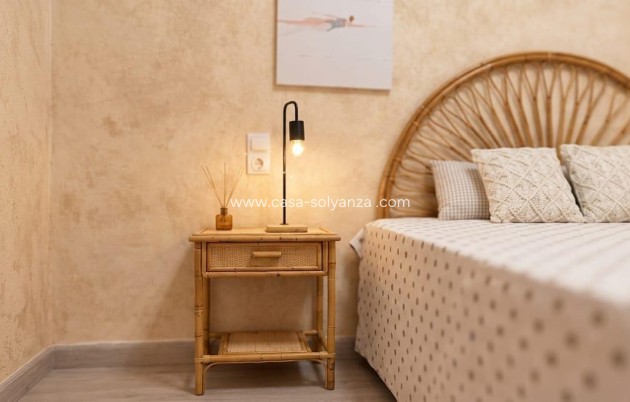 Herverkoop - Appartement / flat - Torrevieja - Playa de los Locos