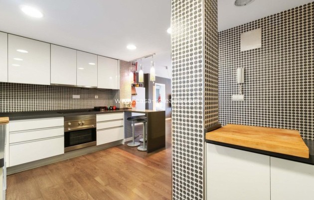 Resale - Apartment / flat - Orihuela Costa - Campoamor