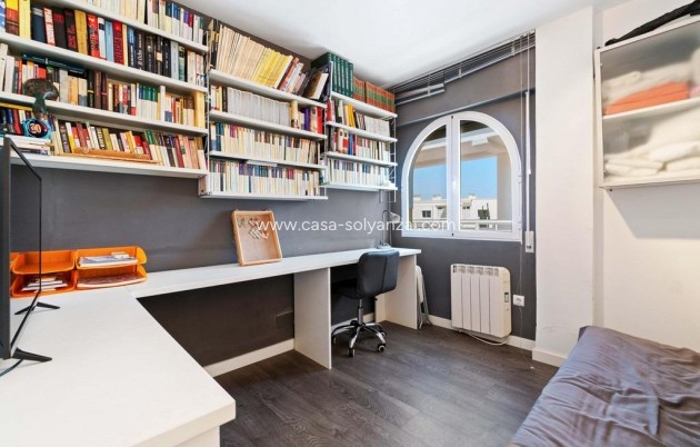 Resale - Apartment / flat - Orihuela Costa - Campoamor