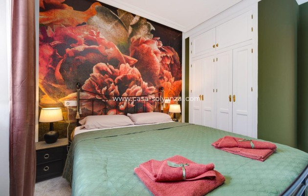 Herverkoop - Appartement / flat - Torrevieja - Estacion Autobuses