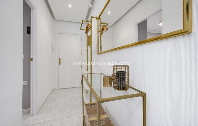 Herverkoop - Appartement / flat - Torrevieja - Estacion Autobuses