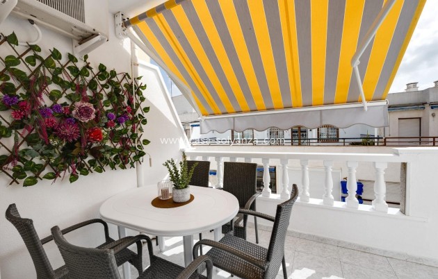 Herverkoop - Appartement / flat - Torrevieja - Estacion Autobuses