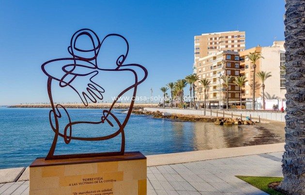 Herverkoop - Appartement / flat - Torrevieja - Estacion Autobuses