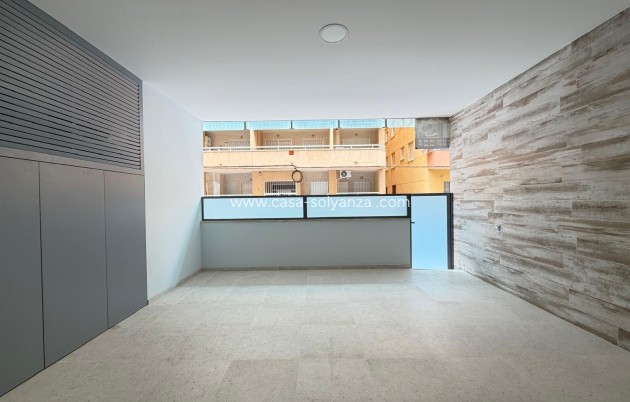 Resale - Apartment / flat - Torrevieja - Playa del Cura