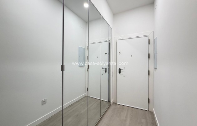 Resale - Apartment / flat - Torrevieja - Playa del Cura