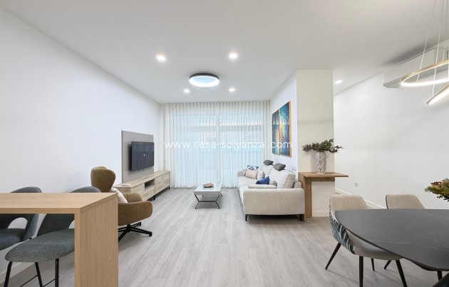 Resale - Apartment / flat - Torrevieja - Playa del Cura