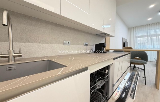 Resale - Apartment / flat - Torrevieja - Playa del Cura