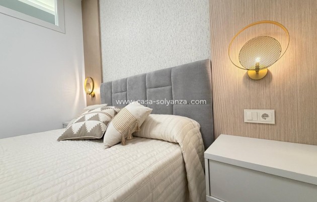 Resale - Apartment / flat - Torrevieja - Playa del Cura